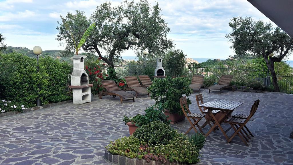 Azienda Agrituristica Villa Arianna Imperia Exterior photo